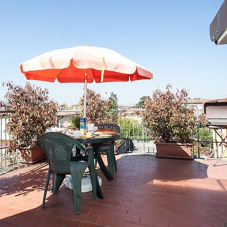 La Rondine Apartment Lucca Ruang foto
