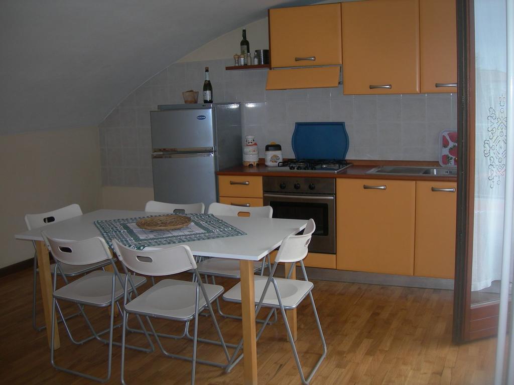 La Rondine Apartment Lucca Bagian luar foto