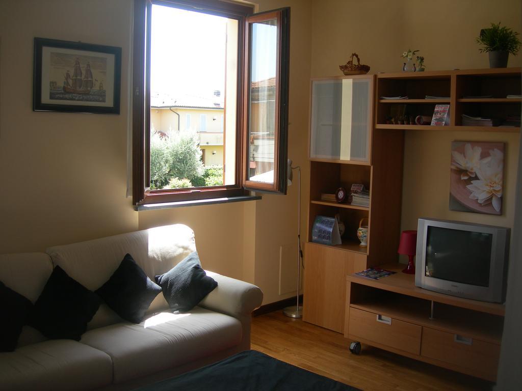 La Rondine Apartment Lucca Bagian luar foto
