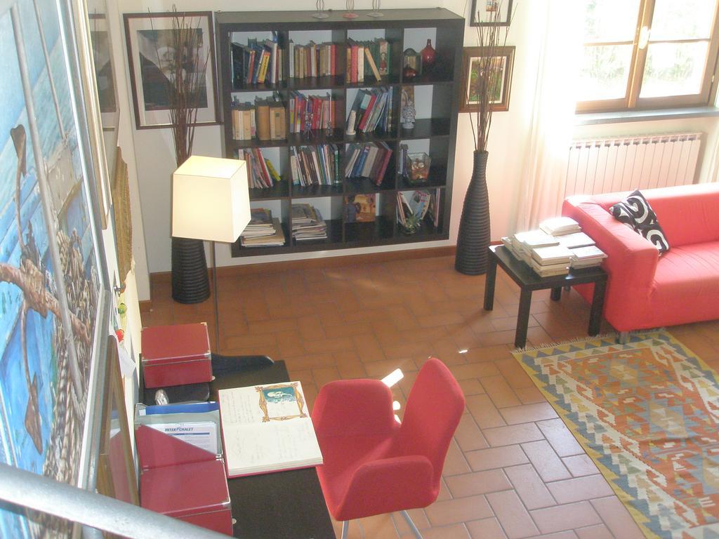 La Rondine Apartment Lucca Bagian luar foto