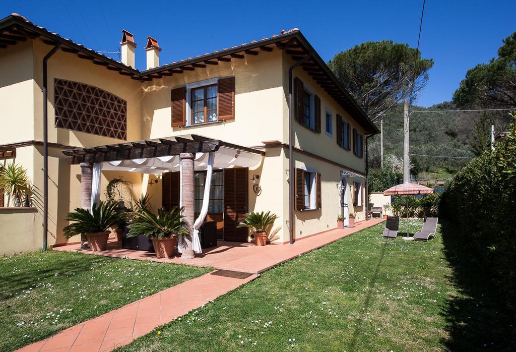 La Rondine Apartment Lucca Ruang foto