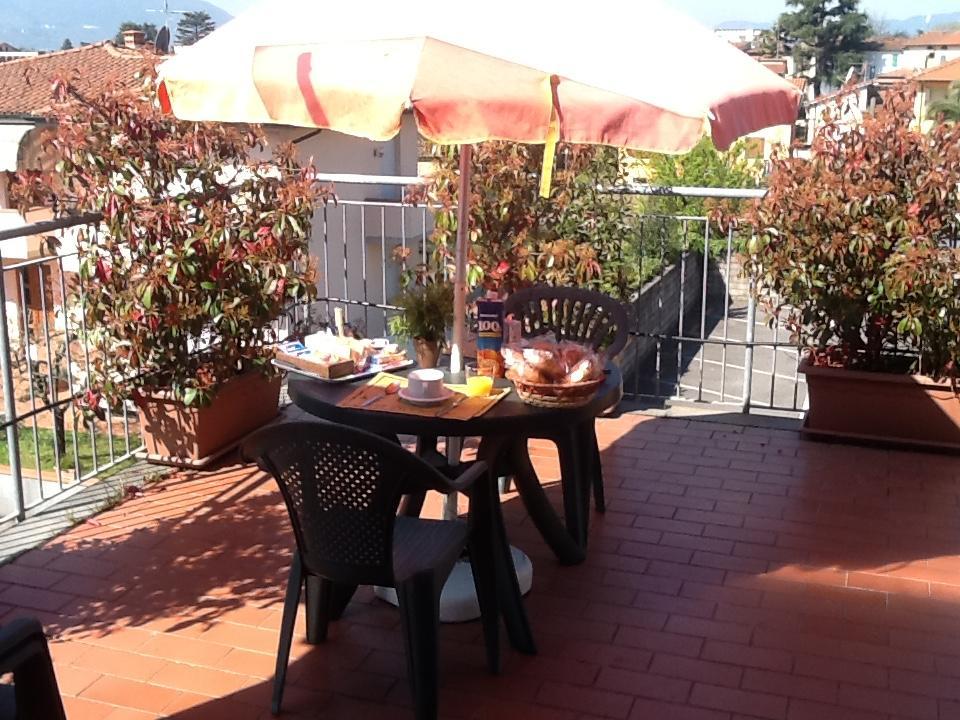 La Rondine Apartment Lucca Bagian luar foto
