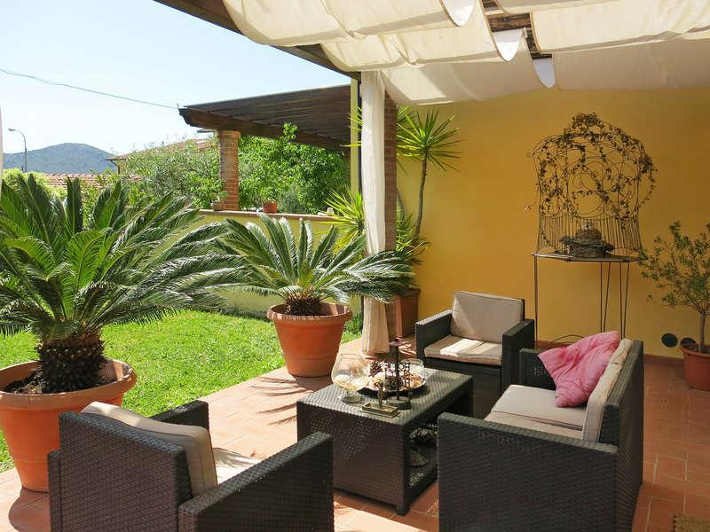 La Rondine Apartment Lucca Bagian luar foto