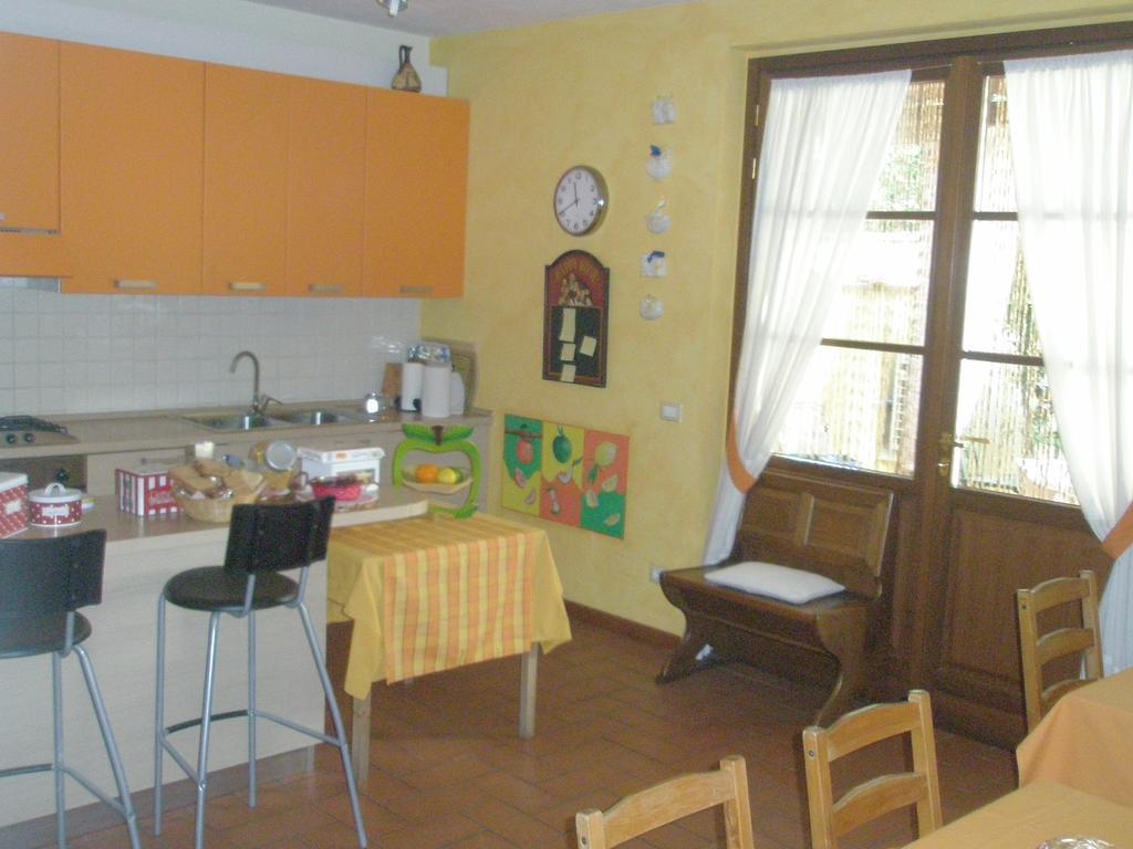 La Rondine Apartment Lucca Bagian luar foto