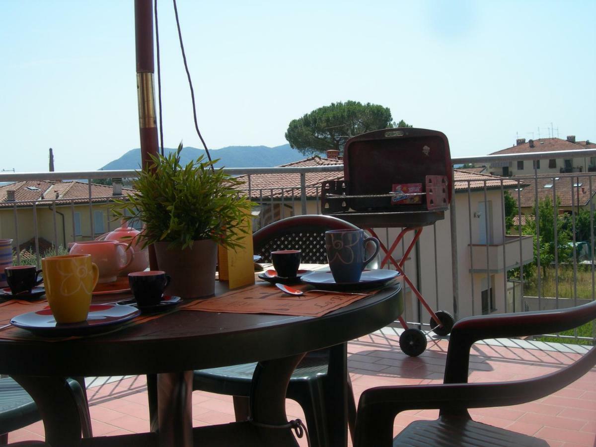 La Rondine Apartment Lucca Bagian luar foto