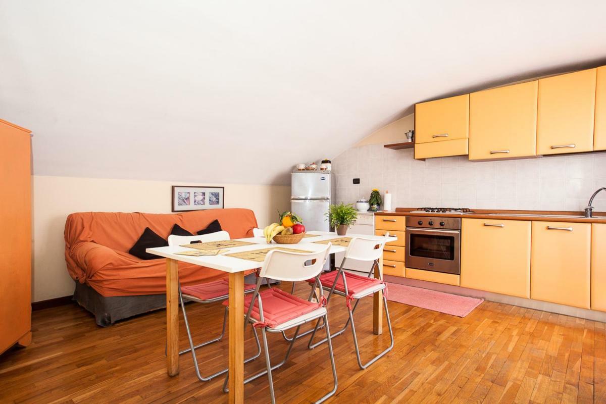 La Rondine Apartment Lucca Bagian luar foto