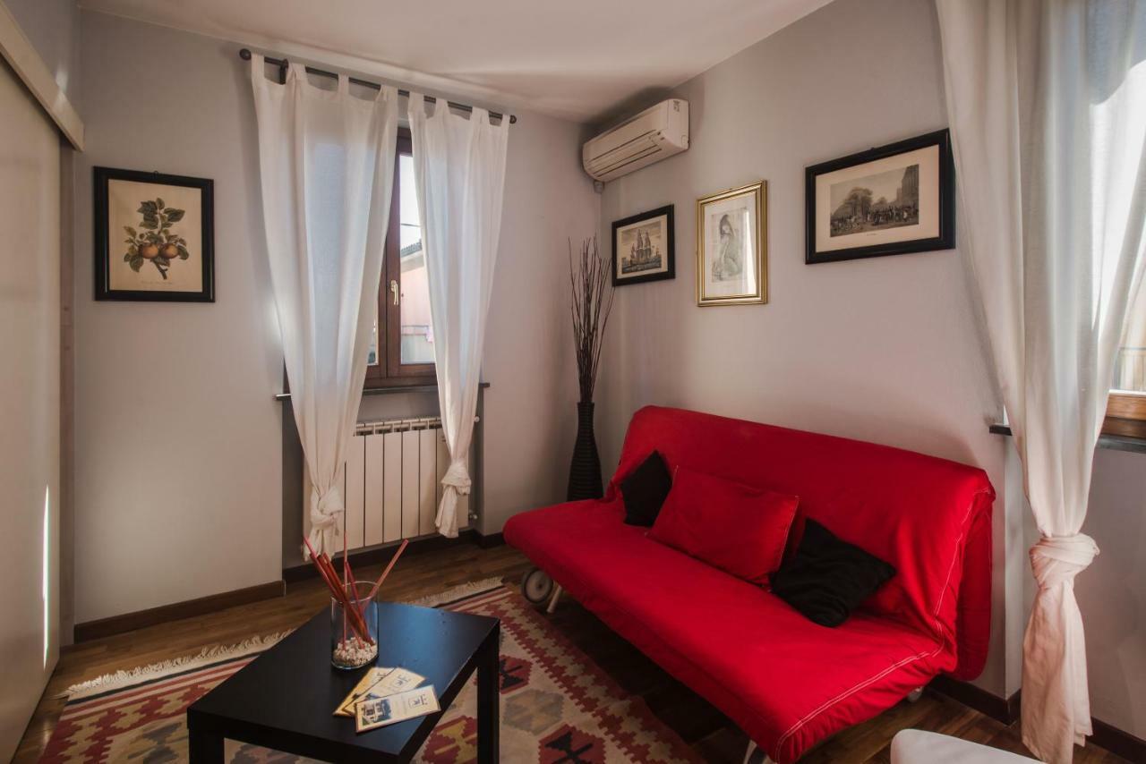 La Rondine Apartment Lucca Bagian luar foto