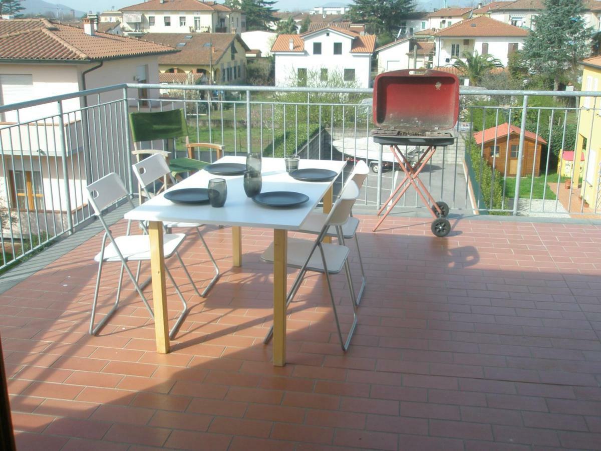 La Rondine Apartment Lucca Bagian luar foto